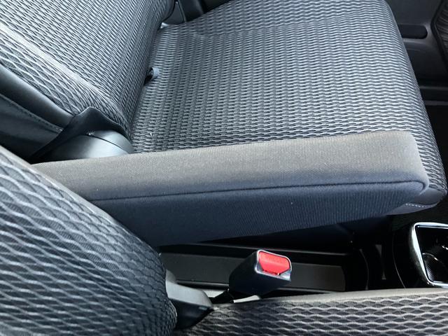 ハスラー ＨＹＢＲＩＤ　Ｘ　３型　★４ＷＤ★　４ＷＤ　オートライト　プッシュスタート　シートヒーター　オートエアコン　衝突被害軽減システム　アイドリングストップ　衝突安全ボディ　盗難防止システム　横滑り防止機能（24枚目）