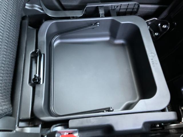 ハスラー ＨＹＢＲＩＤ　Ｘ　３型　★４ＷＤ★　４ＷＤ　オートライト　プッシュスタート　シートヒーター　オートエアコン　衝突被害軽減システム　アイドリングストップ　衝突安全ボディ　盗難防止システム　横滑り防止機能（25枚目）