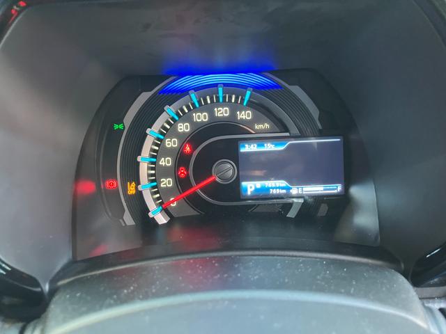 ハスラー ＨＹＢＲＩＤ　Ｘ　３型　★４ＷＤ★　４ＷＤ　オートライト　プッシュスタート　シートヒーター　オートエアコン　衝突被害軽減システム　アイドリングストップ　衝突安全ボディ　盗難防止システム　横滑り防止機能（30枚目）