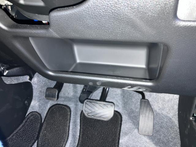 ハスラー ＨＹＢＲＩＤ　Ｘ　３型　★４ＷＤ★　４ＷＤ　オートライト　プッシュスタート　シートヒーター　オートエアコン　衝突被害軽減システム　アイドリングストップ　衝突安全ボディ　盗難防止システム　横滑り防止機能（39枚目）