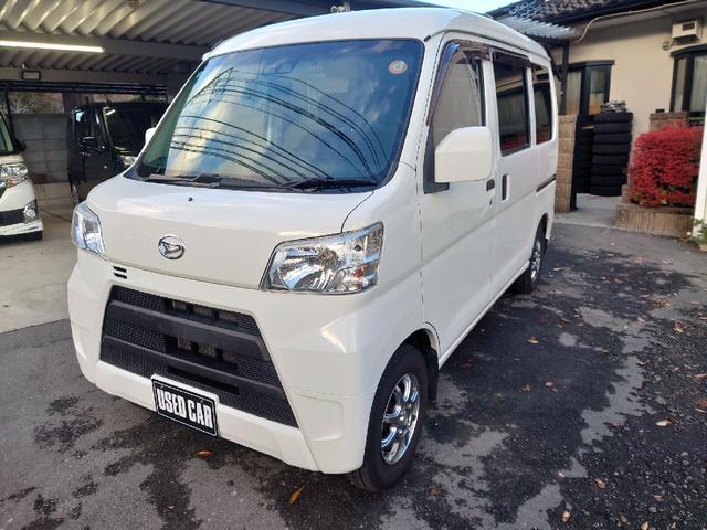 ハイゼットカーゴ クルーズSAIII パートタイム4WD アイドルストップ キ-レス 電動格納式ドアミラー ナビ バックアイカメラ ETC車載器 エアバック ABS 横滑り防止 デュアルエアバッグ マニュアルエアコン(2枚目)