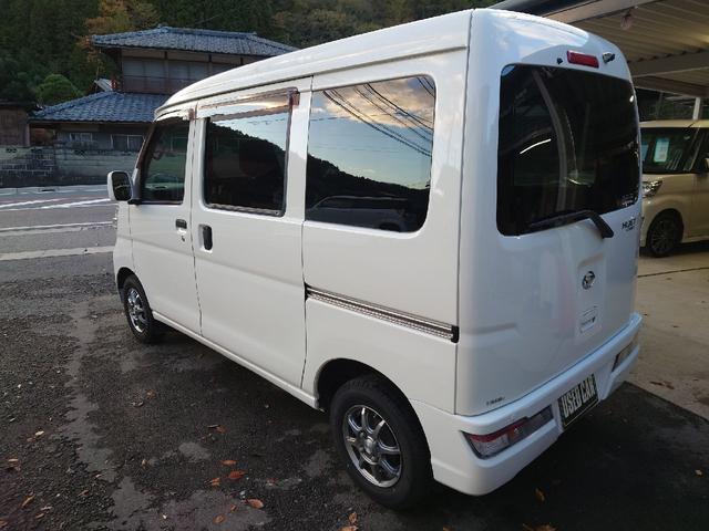 ハイゼットカーゴ クルーズSAIII パートタイム4WD アイドルストップ キ-レス 電動格納式ドアミラー ナビ バックアイカメラ ETC車載器 エアバック ABS 横滑り防止 デュアルエアバッグ マニュアルエアコン(4枚目)