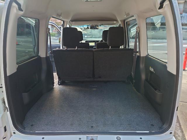 ハイゼットカーゴ クルーズSAIII パートタイム4WD アイドルストップ キ-レス 電動格納式ドアミラー ナビ バックアイカメラ ETC車載器 エアバック ABS 横滑り防止 デュアルエアバッグ マニュアルエアコン(7枚目)