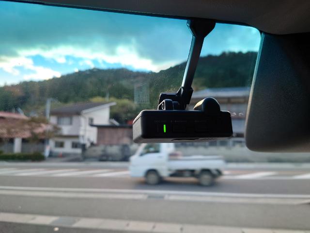 ハイゼットカーゴ クルーズSAIII パートタイム4WD アイドルストップ キ-レス 電動格納式ドアミラー ナビ バックアイカメラ ETC車載器 エアバック ABS 横滑り防止 デュアルエアバッグ マニュアルエアコン(21枚目)