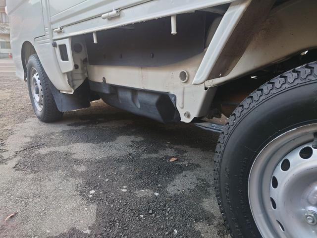 ハイゼットトラック エアコン・パワステ　スペシャル　マニュアルエアコン　ＰＳ　切り替え４ＷＤ　メンテナンスノート（17枚目）