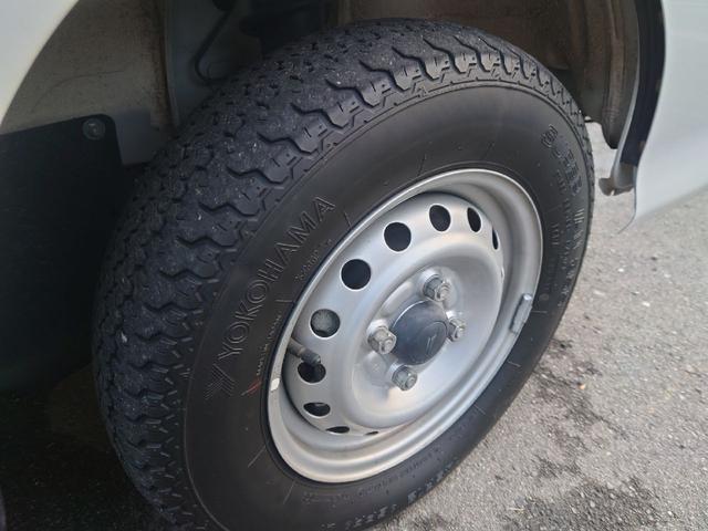 ハイゼットトラック エアコン・パワステ　スペシャル　マニュアルエアコン　ＰＳ　切り替え４ＷＤ　メンテナンスノート（18枚目）