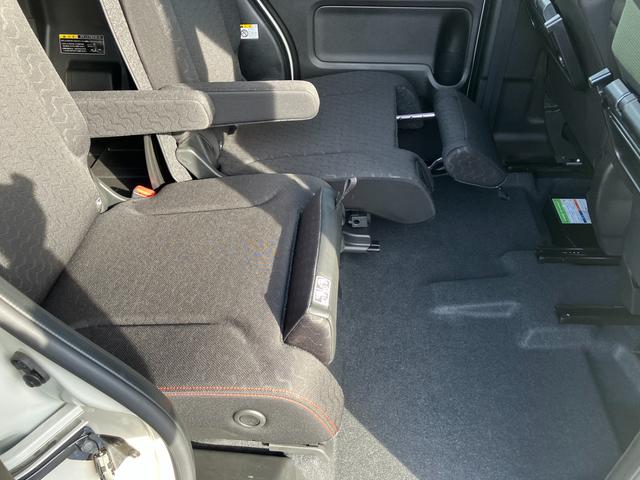 スペーシア ギア　ＨＹＢＲＩＤ　ＸＺターボ　４ＷＤ　全方位モニターナビ（11枚目）