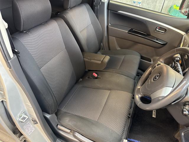 ＡＺワゴン 　４ＷＤ　ターボ　パドルシフト　ＥＴＣ　ナビ　運転席シートヒーター（13枚目）