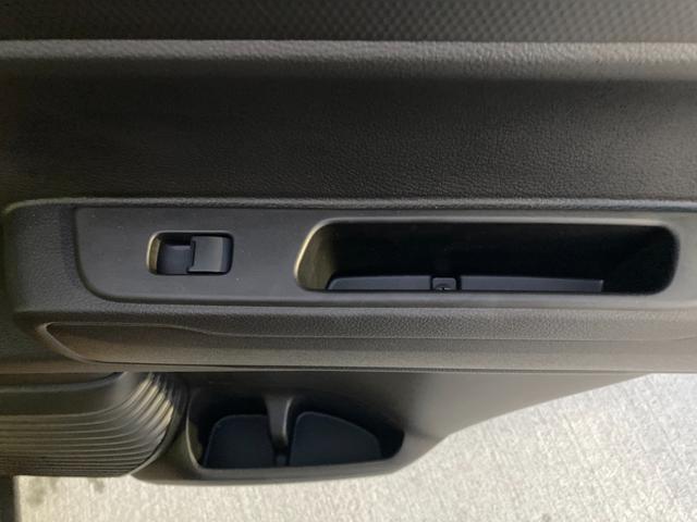 ハスラー ＨＹＢＲＩＤ　Ｘターボ　３型　４ＷＤ　ＬＥＤヘッドランプ　４ＷＤ　ＣＶＴ　ターボ　衝突被害軽減ブレーキ　アダプティブクルーズコントロール　パドルシフト　シートヒーター　ＬＥＤヘッドランプ　ＬＥＤフォグランプ　フルオートエアコン　シートリフター（42枚目）