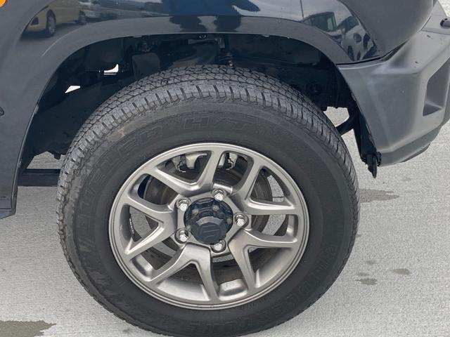 ジムニー XC 5MT ディスプレイオーディオ ETC パートタイム4WD 5MT ターボ ETC ディスプレイオーディオ Bluetooth カープレイ対応 ディスチャージヘッドライト キーレスプッシュスタートシステム(9枚目)