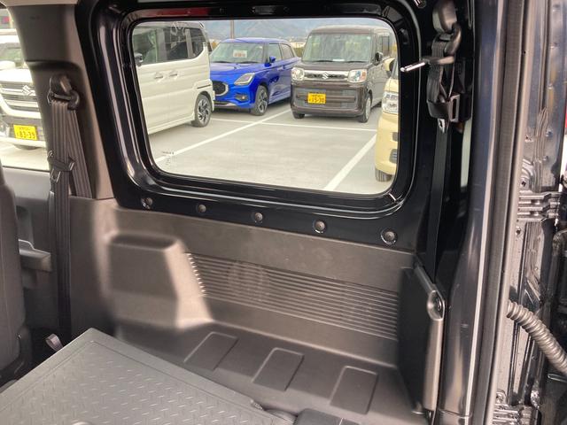 ジムニー XC 5MT ディスプレイオーディオ ETC パートタイム4WD 5MT ターボ ETC ディスプレイオーディオ Bluetooth カープレイ対応 ディスチャージヘッドライト キーレスプッシュスタートシステム(40枚目)