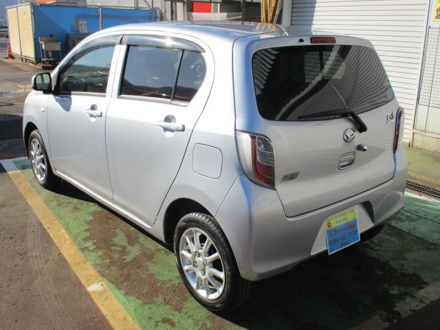 ミライース Xf メモリアルエディション 4WD SDナビ ワンセグTV バックカメラ CD 盗難防止システム 衝突安全ボディ ABS 運転席・助手席エアバッグ エアコン パワーステアリング パワーウィンドウ 走行距離4.7万キロ(9枚目)