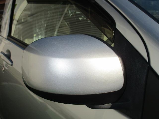 ミライース Xf メモリアルエディション 4WD SDナビ ワンセグTV バックカメラ CD 盗難防止システム 衝突安全ボディ ABS 運転席・助手席エアバッグ エアコン パワーステアリング パワーウィンドウ 走行距離4.7万キロ(12枚目)