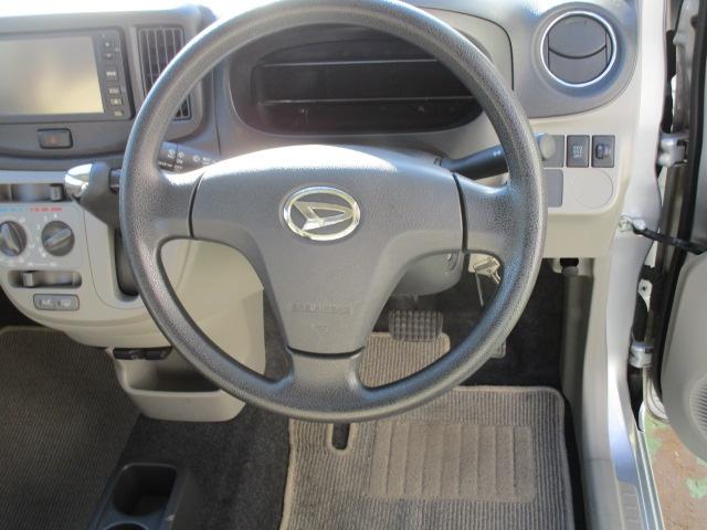 ミライース Xf メモリアルエディション 4WD SDナビ ワンセグTV バックカメラ CD 盗難防止システム 衝突安全ボディ ABS 運転席・助手席エアバッグ エアコン パワーステアリング パワーウィンドウ 走行距離4.7万キロ(22枚目)