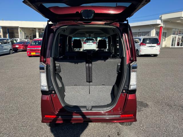 Ｎ－ＢＯＸカスタム Ｇ・ターボパッケージ　カスタム４ＷＤターボボディ研磨、ヘッドライトコート、エバポクリーナー、光触媒、内外装清掃実施済（11枚目）