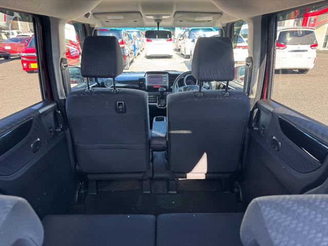 Ｎ－ＢＯＸカスタム Ｇ・ターボパッケージ　カスタム４ＷＤターボボディ研磨、ヘッドライトコート、エバポクリーナー、光触媒、内外装清掃実施済（12枚目）