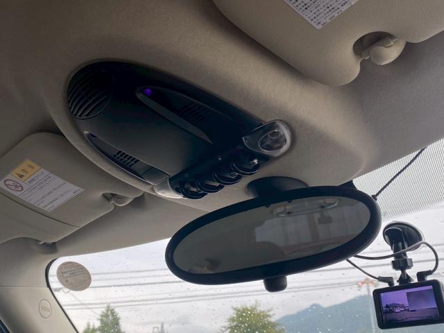 ＭＩＮＩ クーパー　クロスオーバー　ポータブルナビ　プッシュスタート　ＥＴＣ　純正アルミホイール　ＨＩＤ　オートエアコン（17枚目）