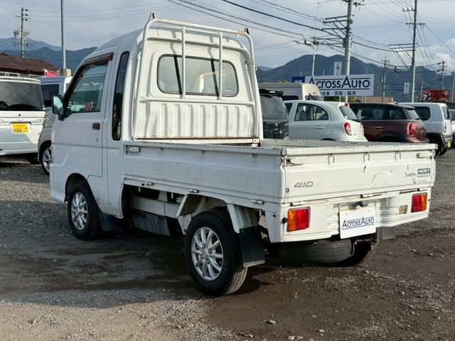 ハイゼットトラック エアコン・パワステ　スペシャル　４ＷＤ　パワーステアリング　エアコン　スペアキー（2枚目）