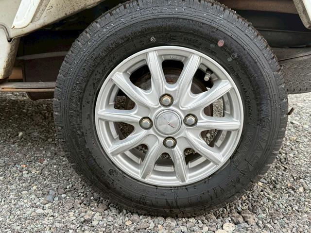 ハイゼットトラック エアコン・パワステ　スペシャル　４ＷＤ　パワーステアリング　エアコン　スペアキー（16枚目）