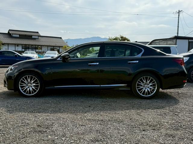 ＧＳ ＧＳ３５０　Ｉパッケージ　４ＷＤ　ナビ　バックモニター　パワーシート　シートヒーター　クルーズコントロール　スマートキー　ＥＴＣ　ミリ波レーダー　クリアランスソナー　ブラインドスポットモニター　１８インチＯＰアルミホイール（3枚目）