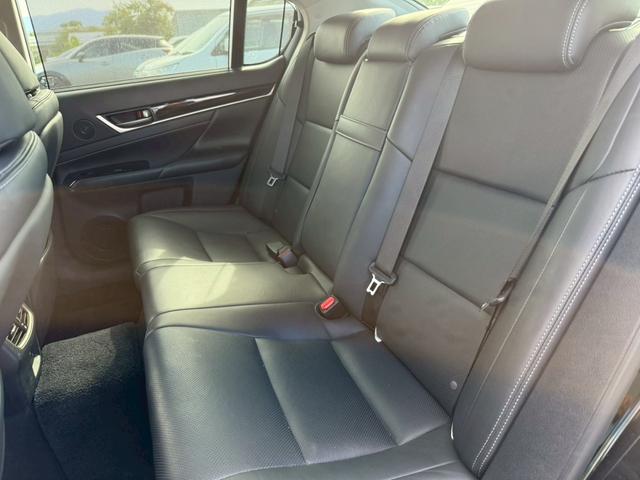 ＧＳ ＧＳ３５０　Ｉパッケージ　４ＷＤ　ナビ　バックモニター　パワーシート　シートヒーター　クルーズコントロール　スマートキー　ＥＴＣ　ミリ波レーダー　クリアランスソナー　ブラインドスポットモニター　１８インチＯＰアルミホイール（10枚目）