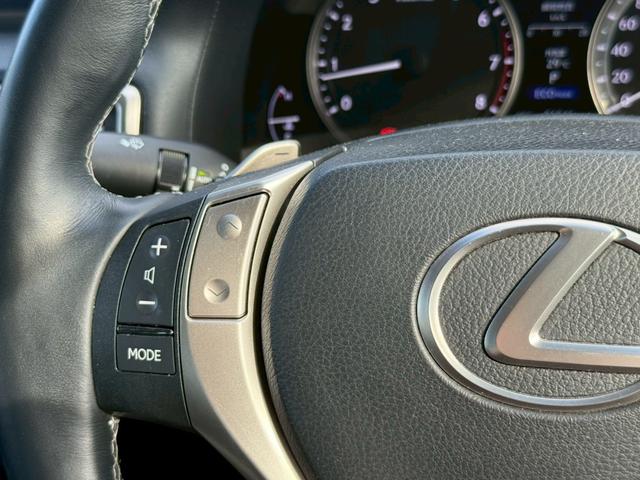 ＧＳ ＧＳ３５０　Ｉパッケージ　４ＷＤ　ナビ　バックモニター　パワーシート　シートヒーター　クルーズコントロール　スマートキー　ＥＴＣ　ミリ波レーダー　クリアランスソナー　ブラインドスポットモニター　１８インチＯＰアルミホイール（13枚目）