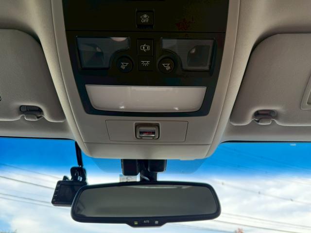 ＧＳ ＧＳ３５０　Ｉパッケージ　４ＷＤ　ナビ　バックモニター　パワーシート　シートヒーター　クルーズコントロール　スマートキー　ＥＴＣ　ミリ波レーダー　クリアランスソナー　ブラインドスポットモニター　１８インチＯＰアルミホイール（24枚目）