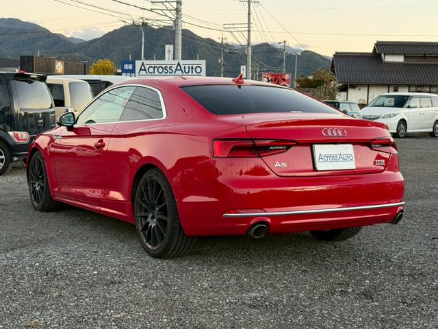 A5 2.0TFSIクワトロ スポーツ 2.0TFSIクワトロ スポーツ(4名) 純正ナビ バーチャルコクピット バング&オルフセンスピーカー BTオーディオ アクティブクルーズコントロール フルタイム4WD バックカメラ シートヒーター(2枚目)
