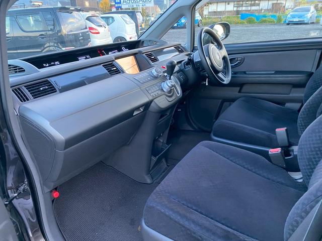 ステップワゴン G LSパッケージ ワンオーナー ETC 無限スポイラー ダウンサスペンション 両側電動スライドドア ダブルエアコン ABS Wエアバック パワステ(9枚目)