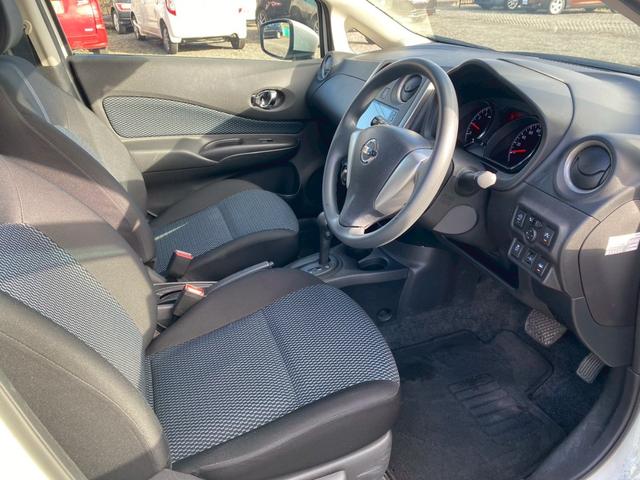 ノート X ディスプレイオーディオ 全周囲モニター レーダーブレーキサポート スマトキー エアコン オートライト 運転席助手席エアバッグ パワーステアリング パワーウインドウ 横滑防止 ABS(6枚目)