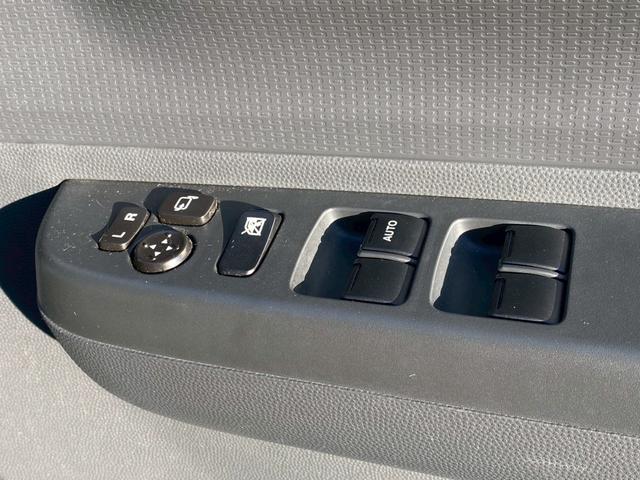 アルトラパン X 4WD ナビテレビ ETC付き スマ-トキ- シ-トヒ-タ- オートエアコン 禁煙 パワーウィンドー パワステ(17枚目)