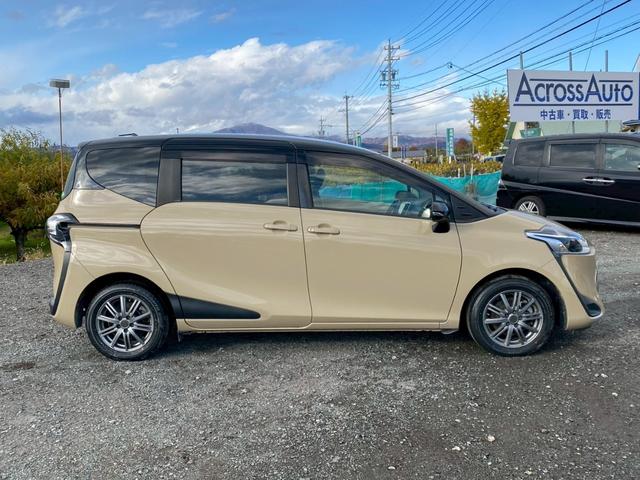 シエンタ Ｇ　８インチナビ　全周囲カメラ　フルセグＴＶ　両側パワースライドドア　スマートキープッシュスタート　フルオートエアコン　オートＬＥＤ　衝突安全ボディ　ヘッドライトＬＥＤ　ＥＴＣ（4枚目）