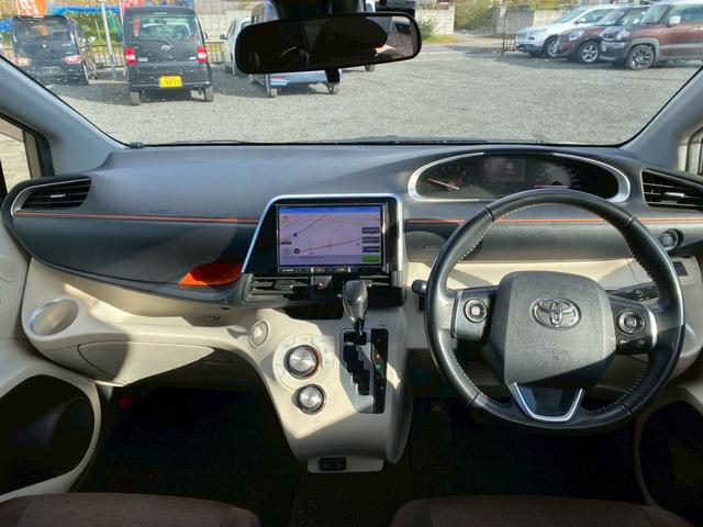 シエンタ Ｇ　８インチナビ　全周囲カメラ　フルセグＴＶ　両側パワースライドドア　スマートキープッシュスタート　フルオートエアコン　オートＬＥＤ　衝突安全ボディ　ヘッドライトＬＥＤ　ＥＴＣ（5枚目）