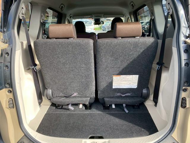 シエンタ Ｇ　８インチナビ　全周囲カメラ　フルセグＴＶ　両側パワースライドドア　スマートキープッシュスタート　フルオートエアコン　オートＬＥＤ　衝突安全ボディ　ヘッドライトＬＥＤ　ＥＴＣ（10枚目）