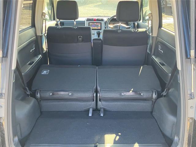 ゼストスパーク Ｗ　４ＷＤ　ナビ　フルセグＴＶ　パワーウィンドウ　Ａ　衝突安全ボディ　ベンチシート　盗難防止システム　エアバック　フルフラット　フルオートエアコン　助手席エアバッグ　Ｓキー　夏冬タイヤ（11枚目）