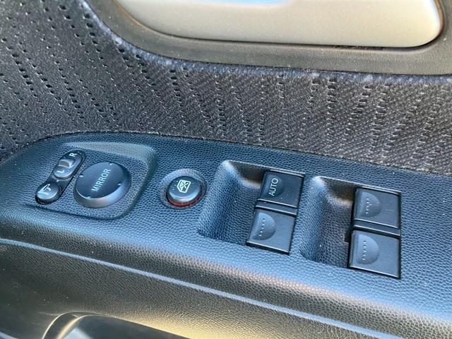 ゼストスパーク Ｗ　４ＷＤ　ナビ　フルセグＴＶ　パワーウィンドウ　Ａ　衝突安全ボディ　ベンチシート　盗難防止システム　エアバック　フルフラット　フルオートエアコン　助手席エアバッグ　Ｓキー　夏冬タイヤ（18枚目）