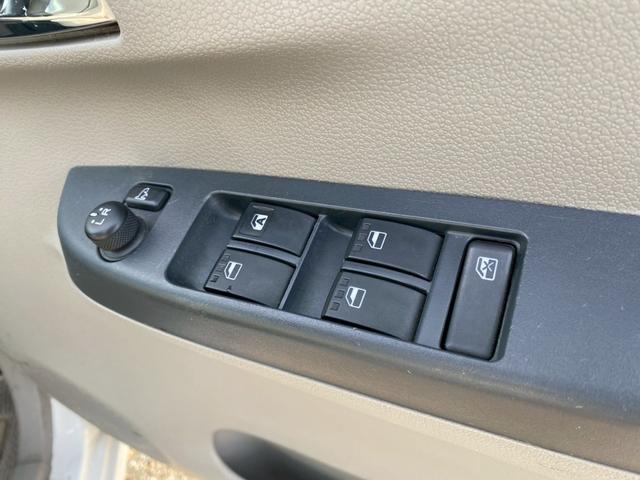 ミライース Ｇｆ　４ＷＤ　パワーウインドウ　パワーステアリング　フルオートエアコン　プッシュスタート　アイドリングストップ（19枚目）