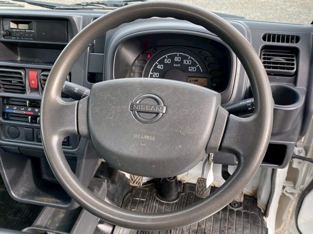 ＮＴ１００クリッパートラック ＤＸ農繁仕様　パワーステアリング　Ａ／Ｃ　ラジオオーディオ　ヘッドライトレベライザー（9枚目）