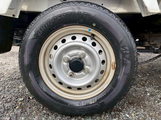 ＮＴ１００クリッパートラック ＤＸ農繁仕様　パワーステアリング　Ａ／Ｃ　ラジオオーディオ　ヘッドライトレベライザー（18枚目）