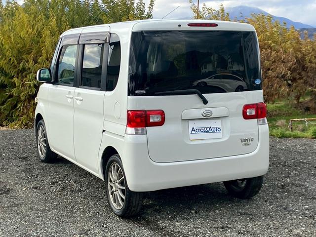タント Ｌ　４ＷＤ　ＣＤラジオオーディオ　エアコンパワステ　運転席助手席エアバック　ＳＲＳ（2枚目）