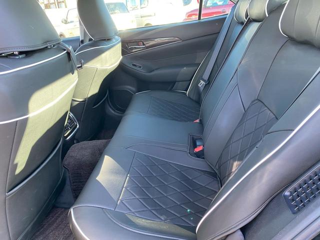 クラウンハイブリッド アスリートＳ　アドバンストパッケージ　純正ナビ　バックカメラ　フルセグＴＶ　プリクラッシュセーフティ　レーダークルーズコントロール　シ－トヒ－タ－　パワーシート　スマートキー　ＥＴＣ（9枚目）