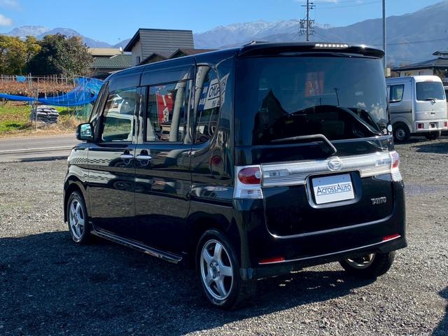 タント カスタムＲＳ　４ＷＤ　社外ナビ　Ｗエアバック　キーフリーシステム　フルオートエアコン　スマートキー　ベンチシート（2枚目）