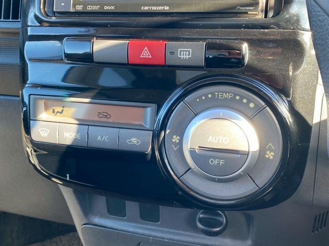 タント カスタムＲＳ　４ＷＤ　社外ナビ　Ｗエアバック　キーフリーシステム　フルオートエアコン　スマートキー　ベンチシート（15枚目）