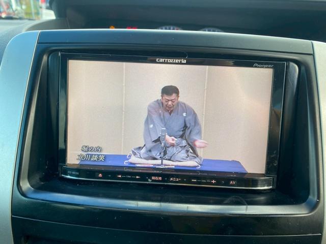 ヴォクシー X Lエディション フルタイム4WD ナビ バックカメラ TV 両側パワースライドドア 三列シート 衝突安全ボディ エアバック パワステ パワーウィンドウ ABS キーレス付き ETC(18枚目)