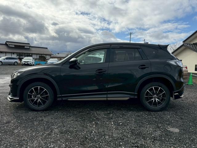 ＣＸ－５ ＸＤ　Ｌパッケージ　４ＷＤ　ターボ　ＲＯＷＥＮエアロ　皮シート　パワーシート　シートヒーター　ナビ　バックカメラ　Ｂｌｕｅｔｏｏｔｈ　パワーステアリング　パワーウィンドウ　スマートキー　クルーズコントロール　Ｗエアバック（3枚目）
