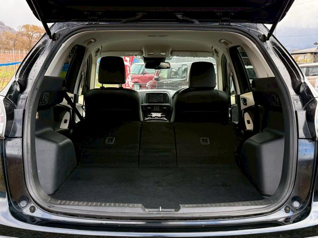 ＣＸ－５ ＸＤ　Ｌパッケージ　４ＷＤ　ターボ　ＲＯＷＥＮエアロ　皮シート　パワーシート　シートヒーター　ナビ　バックカメラ　Ｂｌｕｅｔｏｏｔｈ　パワーステアリング　パワーウィンドウ　スマートキー　クルーズコントロール　Ｗエアバック（14枚目）