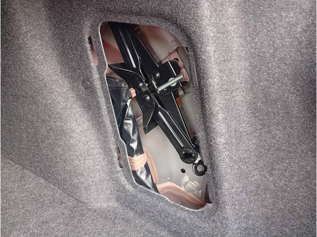 ���ÎԂ͈����R���f�B�V�������قȂ�܂��B�@�����C�ɂȂ镔���͂��C�y�ɂk�h�m�d�E���[���E���d�b�ɂĂ��⍇����������