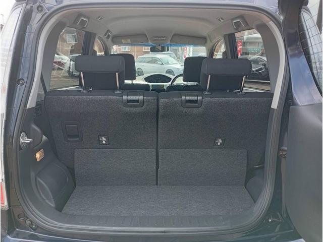 ムーヴ カスタム　ＲＳ　４ＷＤ　ターボ　ダイハツ純正１４インチＡＷ　スマートキー　ｍｏｍｏステアリング　オートエアコン　シート洗浄済み　純正ＨＩＤ　純正フォグ（21枚目）