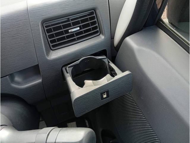 ムーヴ カスタム　ＲＳ　４ＷＤ　ターボ　ダイハツ純正１４インチＡＷ　スマートキー　ｍｏｍｏステアリング　オートエアコン　シート洗浄済み　純正ＨＩＤ　純正フォグ（34枚目）