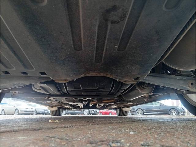 シビック １．８Ｇ　５ＭＴ　ＲＢオデッセイ純正１７ＡＷ　前登録関東地方　社外ナビ　スペアキー　ＥＴＣ　オートエアコン（13枚目）